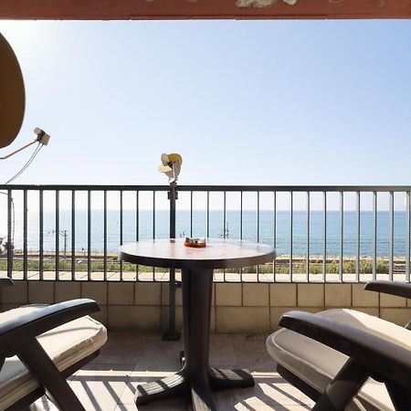 Impresionante Apartamento Delante Del Mar Vilassar De Mar Buitenkant foto