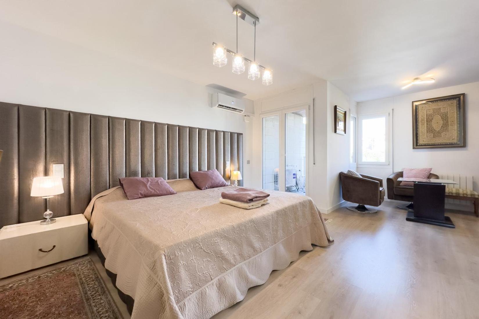 Impresionante Apartamento Delante Del Mar Vilassar De Mar Buitenkant foto